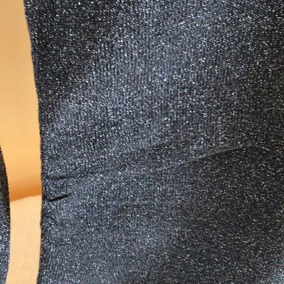 CHELSEA & THEODORE SHIMMERED SILK TURTLENECK M NWT - Picture 5 of 10